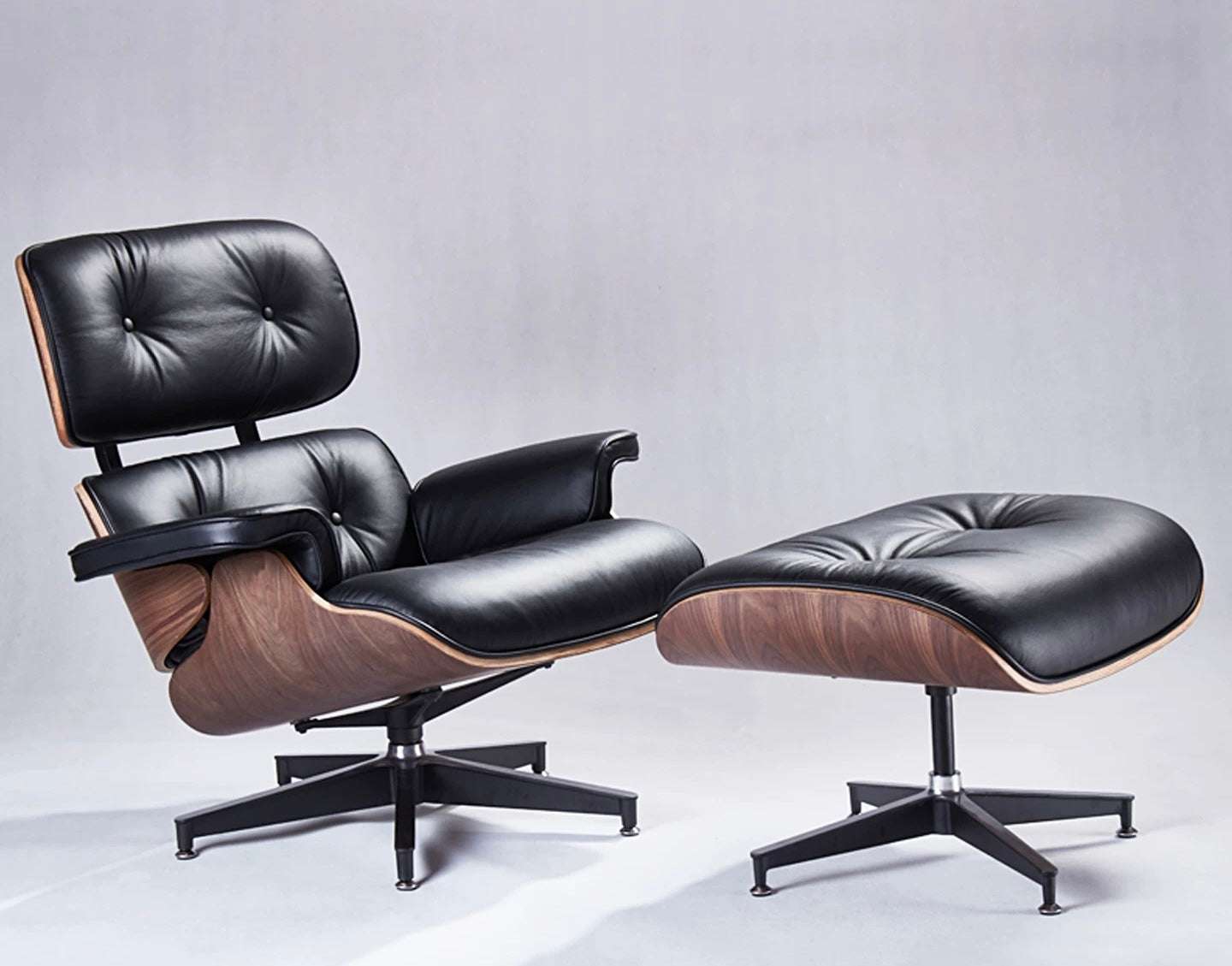 Eames Lounge Chair & Ottoman -Walnut