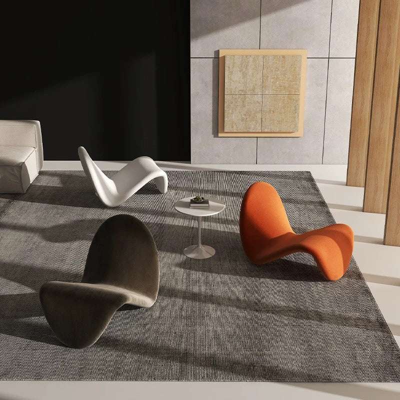 Tongue Chair